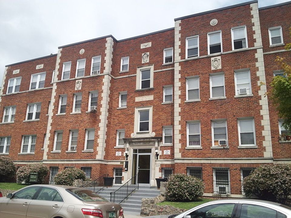 Building Photo 5