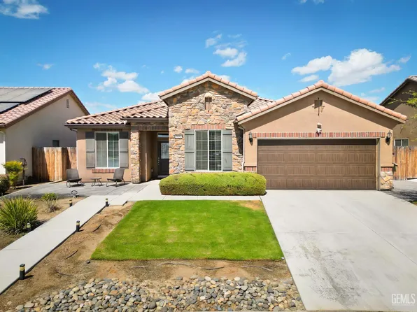 5832 Empress Tree Dr, Bakersfield, CA 93313