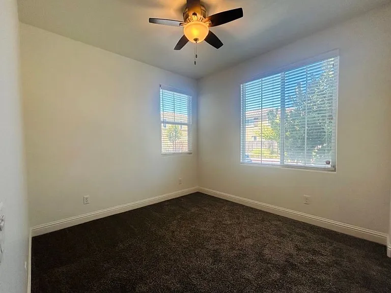 1172 Fox Field Ln — Photo 13
