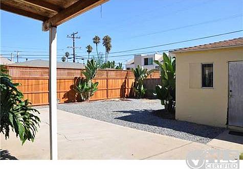 3rd image of 3985 Honeycutt St