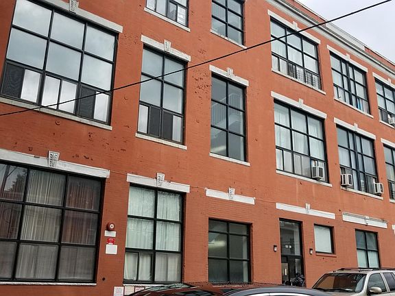 2nd image of 10005 92nd Ave APT 105