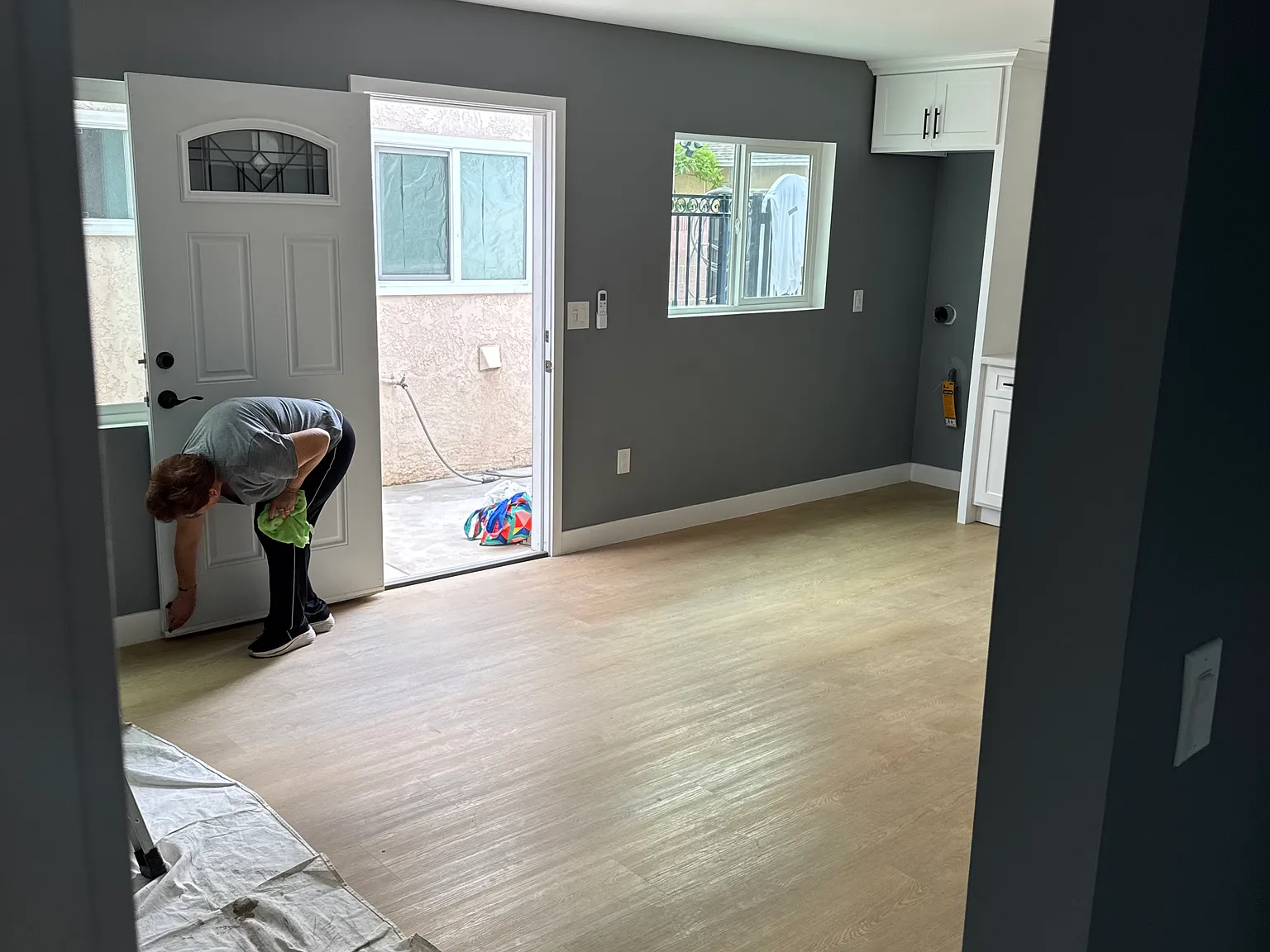 3 bed, 1000 sqft, $3,600 — Photo 3
