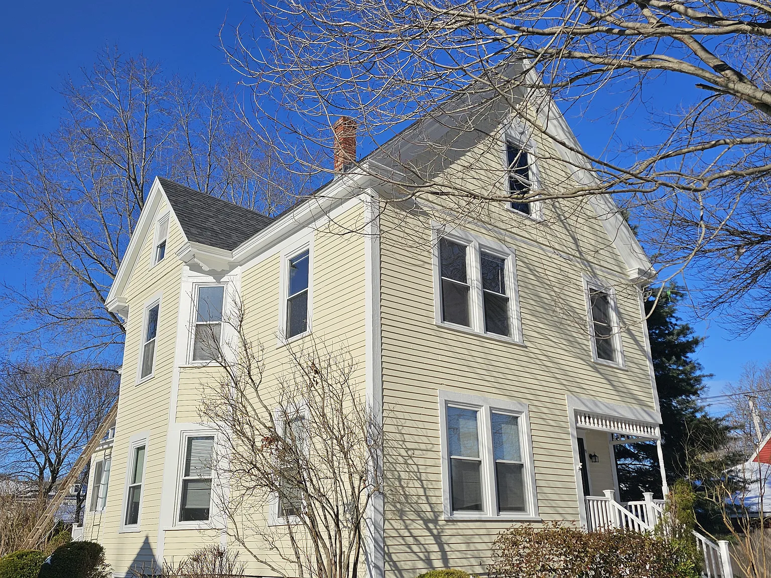 15 Winchester St — Photo 2