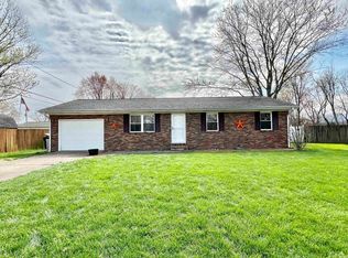 2206 Chris Ct, Evansville, IN 47720