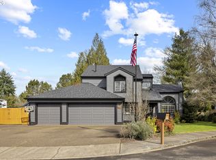 575 NW Queens Ct, Hillsboro, OR