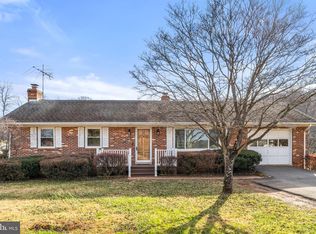 5551 Obannon Rd, The Plains, VA 20198