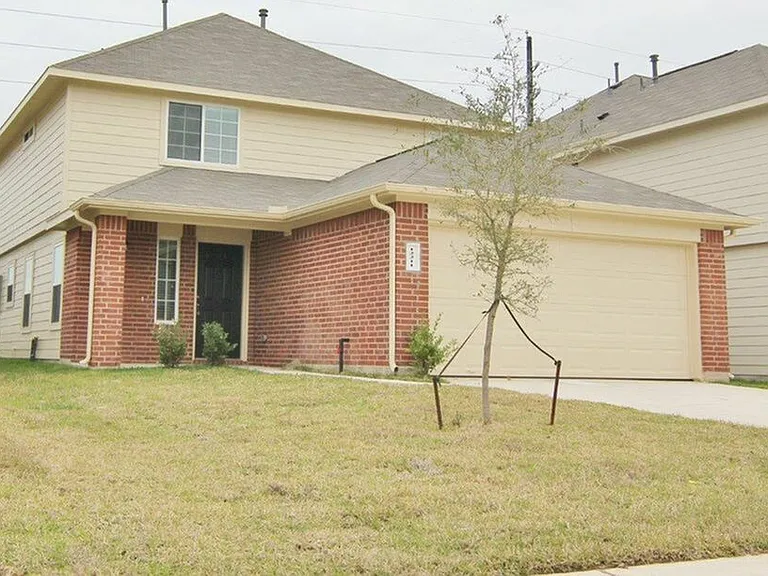12211 Gemma Ln — Photo 3