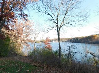 3237 Lost Dauphin Rd #2, De Pere, WI 54115