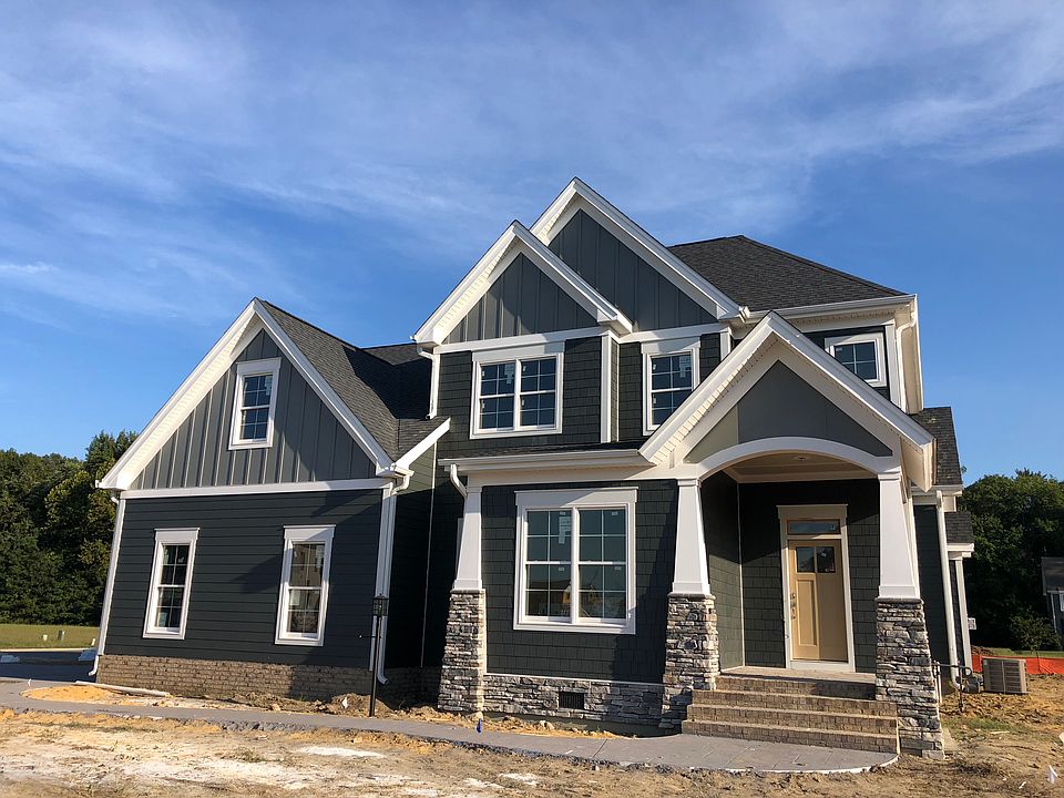 2nd image of 1201 Founders Pointe Trl