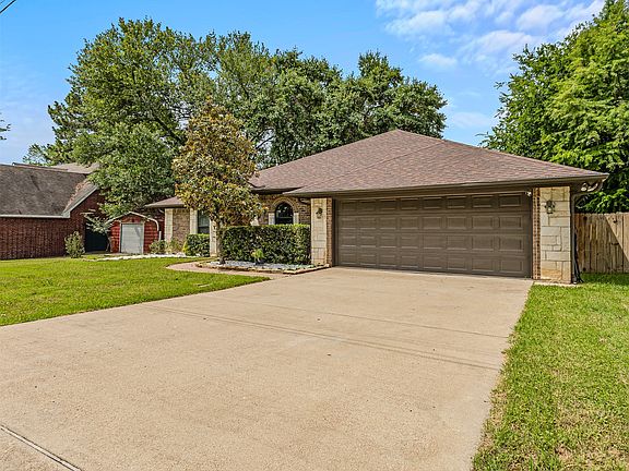 2nd image of 129 Donna Dr