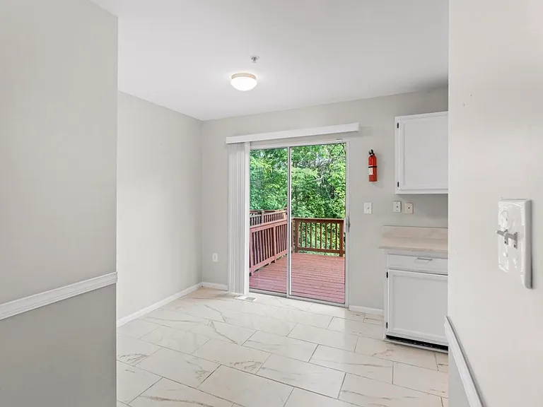 7016 Migliori Ct — Photo 17