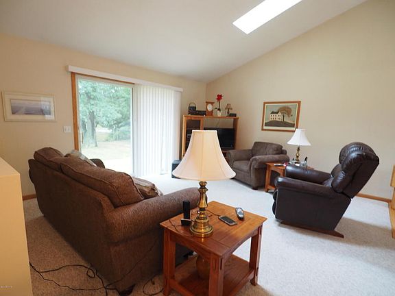 5th image of 2337 Arbor Ave