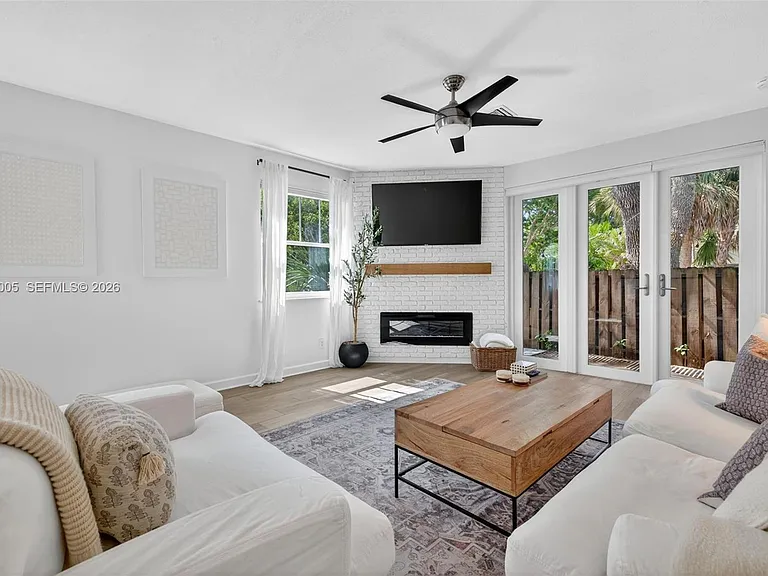 1214 W Las Olas Blvd — Photo 11