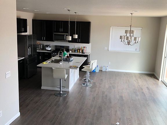 3rd image of 15996 Hayloft Ln
