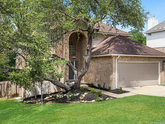 3rd image of 959 Lightstone Dr
