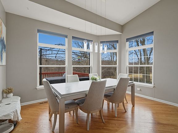 4th image of 286 Prairie View Ln