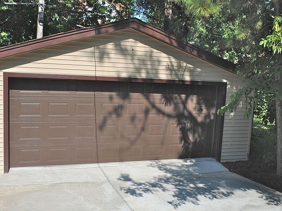 5th image of 418 S 18th Ave