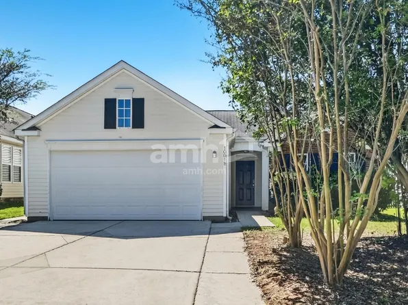 10018 Orchard Grass Ct, Charlotte, NC 28278