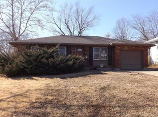 11920 Beacon Ave, Grandview, MO 64030