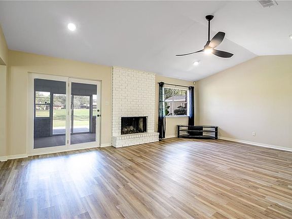 5th image of 2180 Pebble Beach Dr