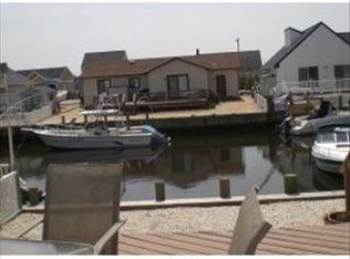 7 Amy Dr, Manahawkin, NJ 08050