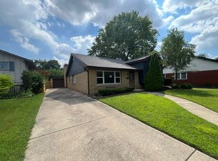 5009 W 101st St, Oak Lawn, IL 60453