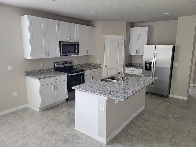 1281 Oak Valley Dr — Photo 4
