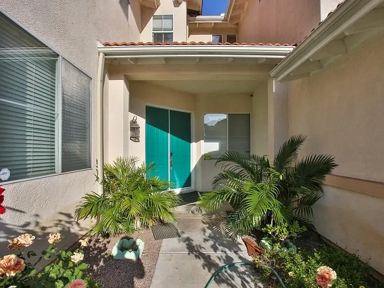 2845 Sawgrass Dr — Photo 1