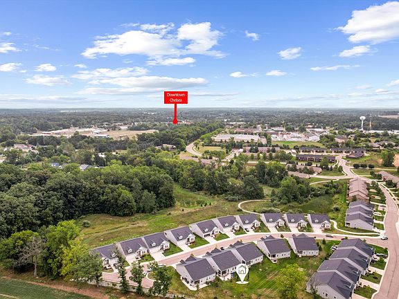 2nd image of 1406 Magellan Dr