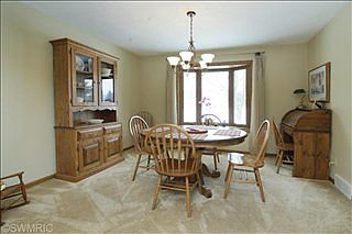 5th image of 4721 Battenkill Dr
