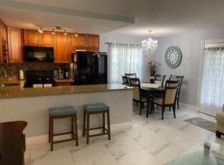 579 Normandy Ln #M, Delray Beach, FL 33484