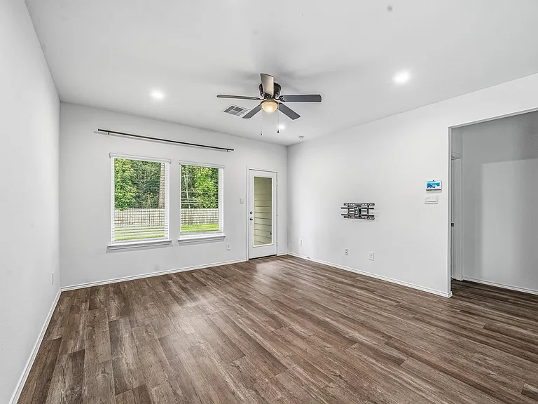 24122 Juniper Heights Dr — Photo 13