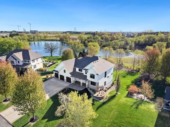 5729 Linden Ave N, Lake Elmo, MN 55042