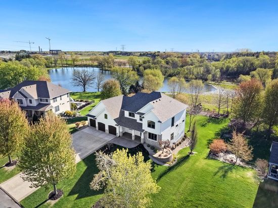 5729 Linden Ave N, Lake Elmo, MN 55042
