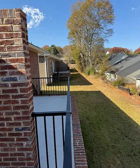 102 Riggins Ln — Photo 17