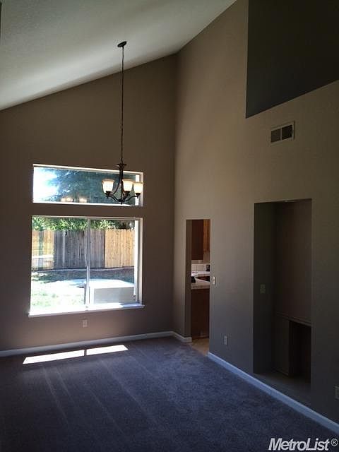1st image of 11 Sedley Ct
