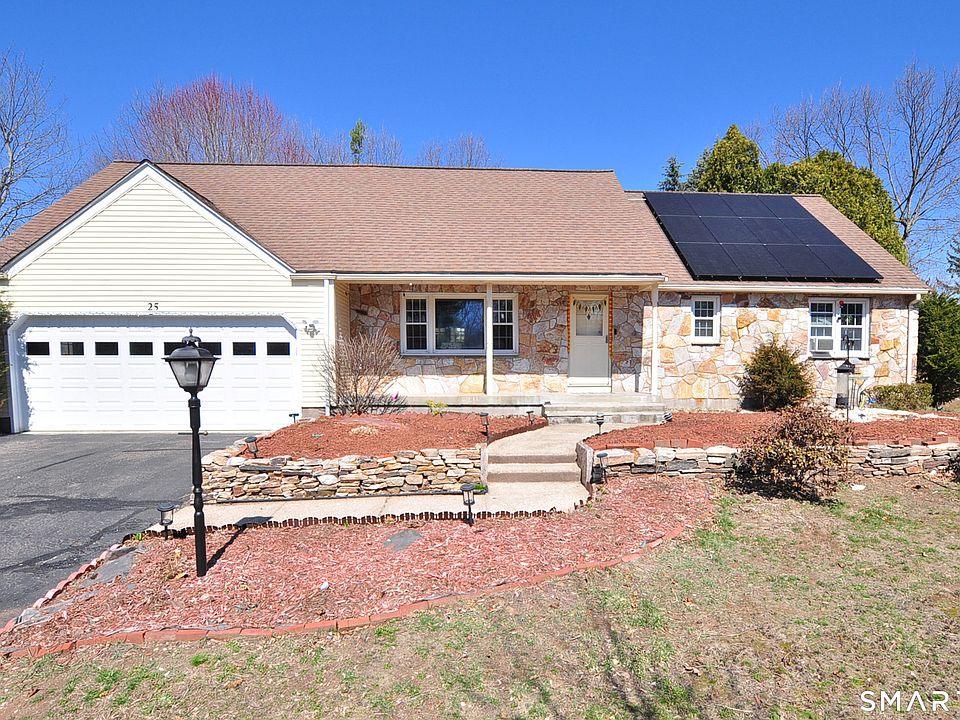 1st image of 25 Hampshire Drive