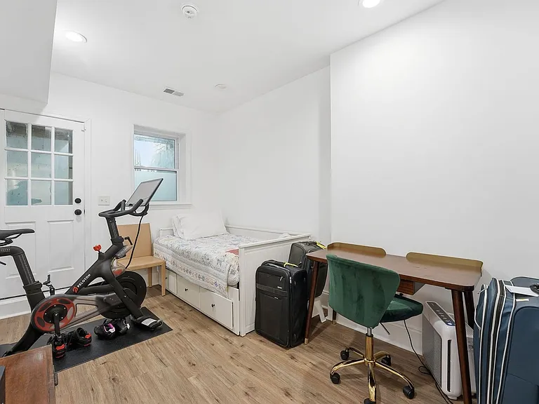 1841 Monroe St NW — Photo 19