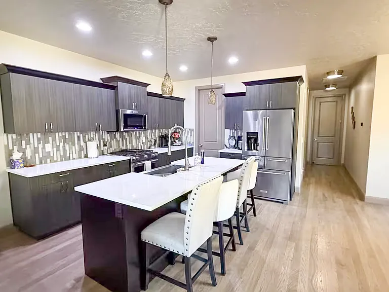 8046 S Snow Bird Ave — Photo 3