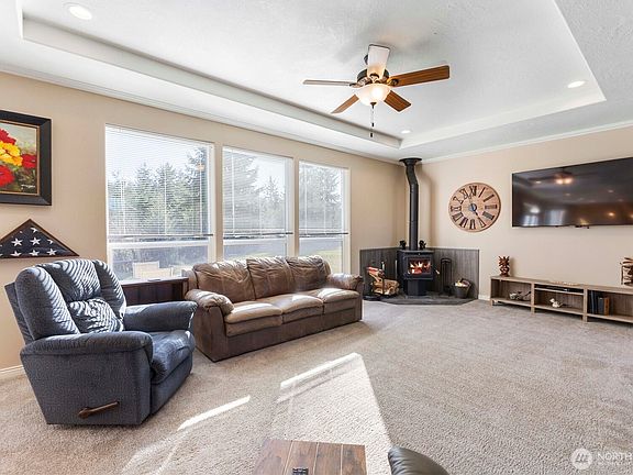 4th image of 13113 Algyer Road SE