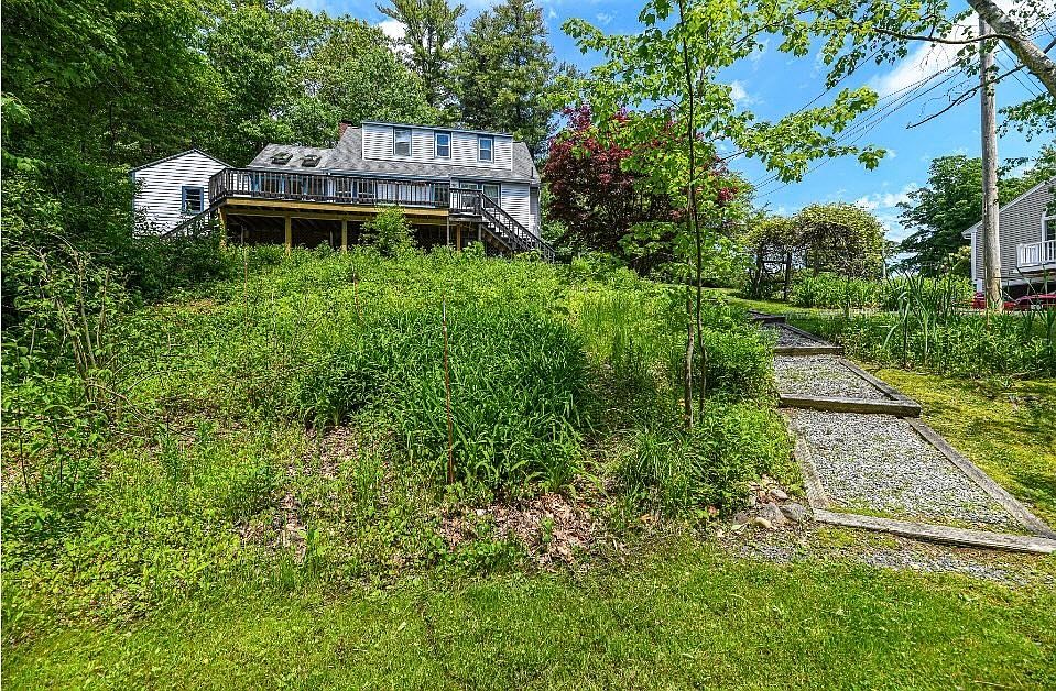 94 Fern Ave, Amesbury, MA 01913 Zillow