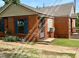 1003 S 9th St, Ponca City, OK 74601