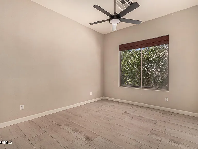 9246 W Molly Ln — Photo 43