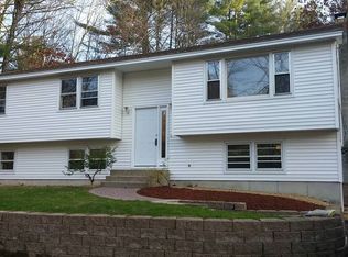 7 Deer Run, Hudson, NH 03051