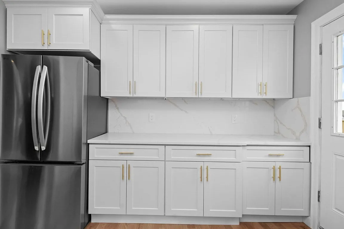 2 bed, 2.0 bath, 1104 sqft, $3,000 — Photo 2
