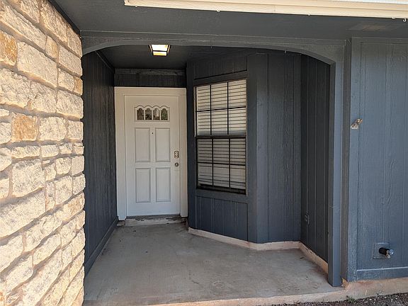 4th image of 502 Dry Creek Cv