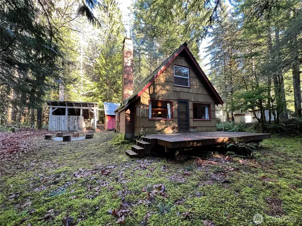 52103 SE 496th Place, Enumclaw, WA 98022