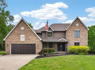 37811 Century Ln, Avon, OH 44011