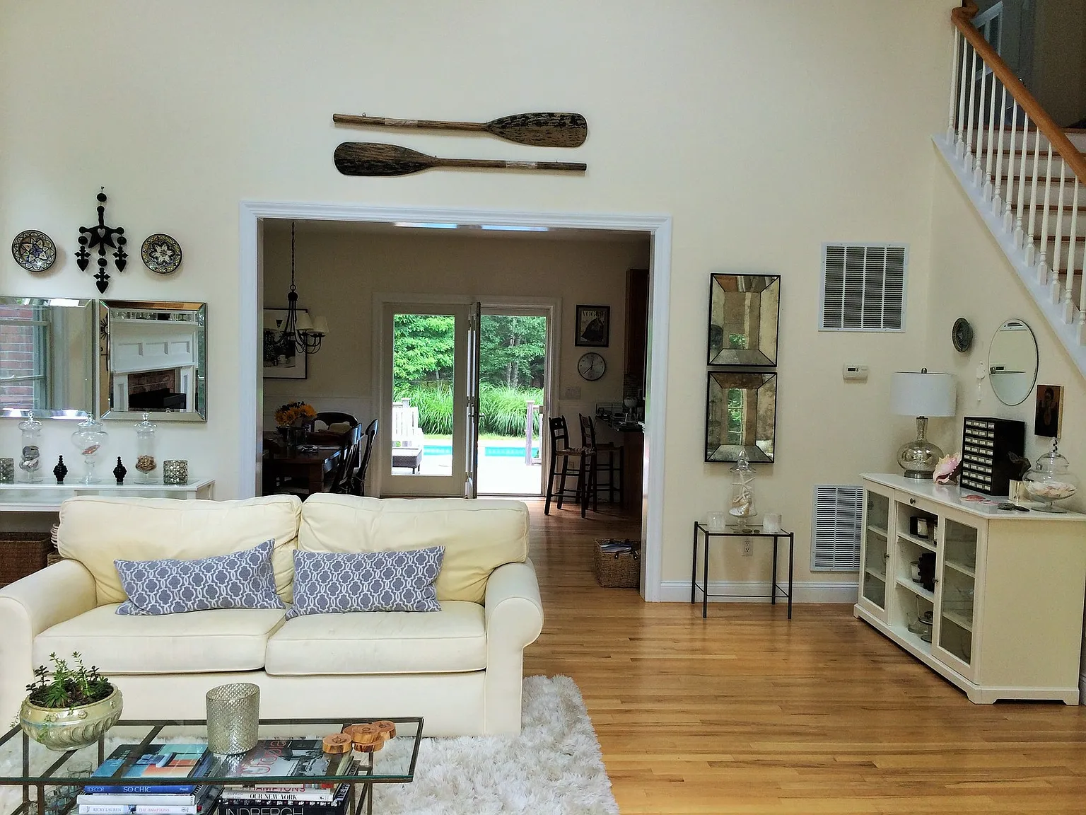 East Hampton - Close to Bay & Ocean Beaches — Photo 3