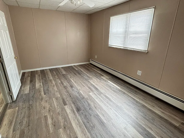 535 Chestnut St — Photo 2